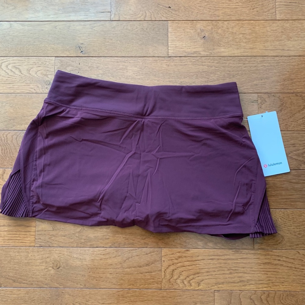 ❤️Lululemon Play Off The Pleats Skirt/Skort-Cassis-4/8/10❤️